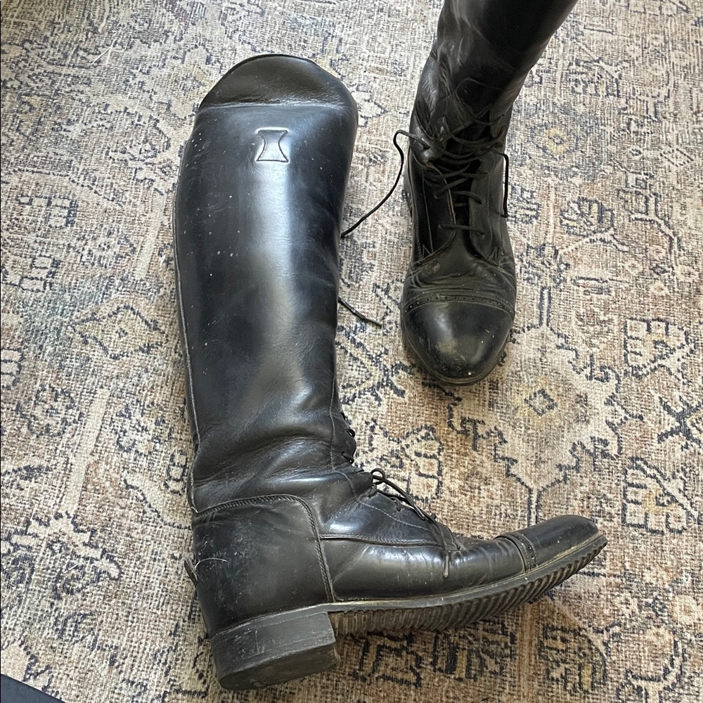Black Riding Boots